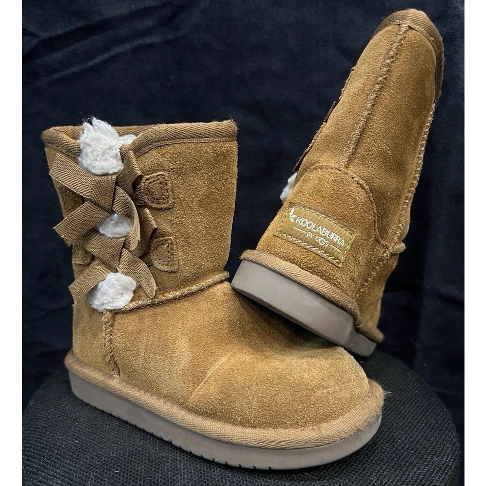Koolaburra by Ugg Victoria Short Boot Chestnut TODDLER Girls Size 9 Shoes Bows